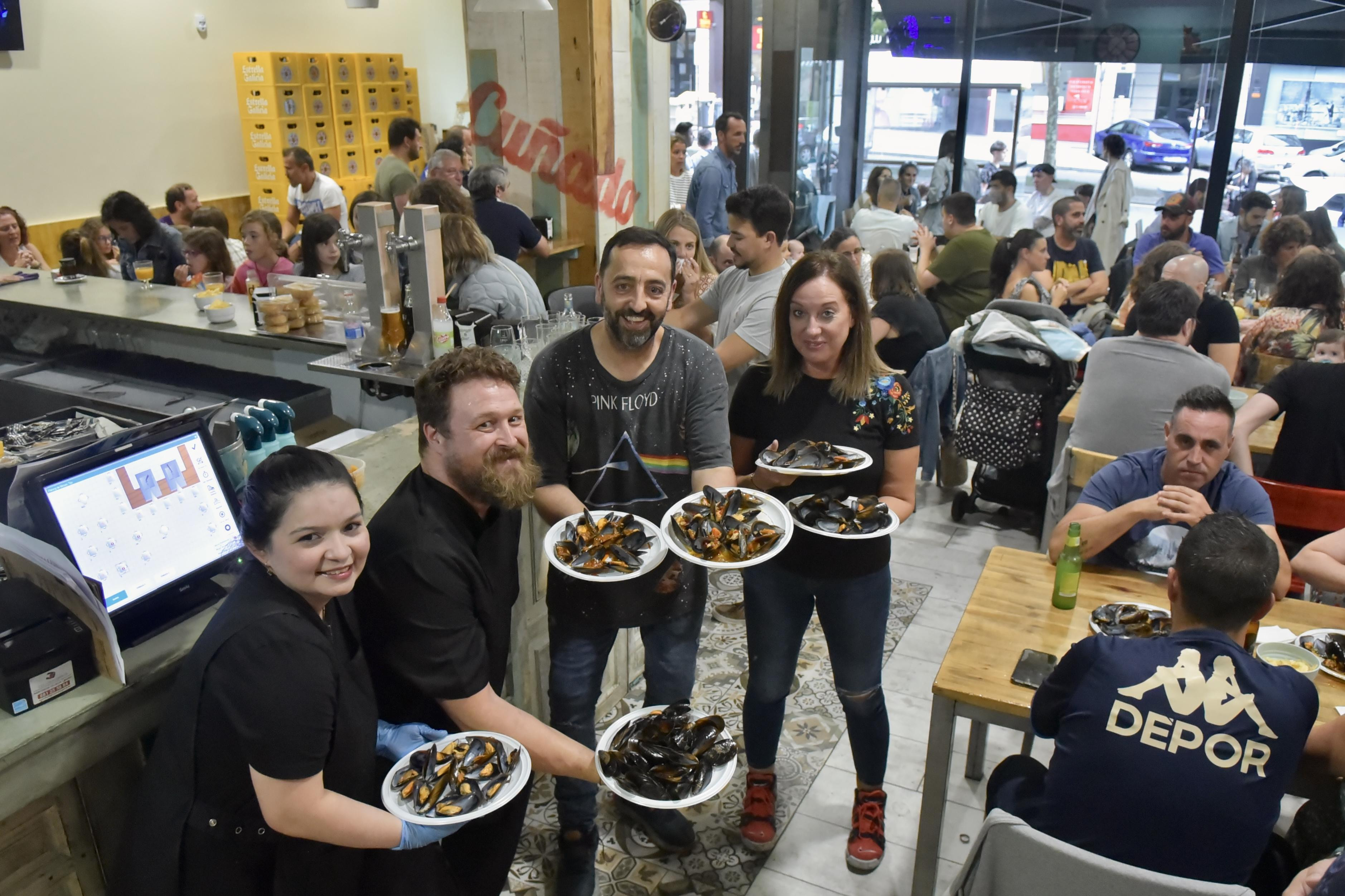 La música y la gastronomía protagonizan las fiestas del barrio de Novo