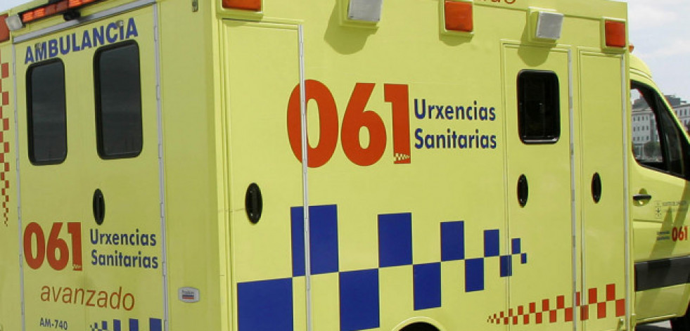 Tres heridos en una colisión triple en Oleiros