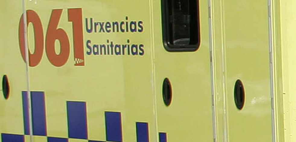 Tres heridos, dos de ellos menores de edad, en una colisión entre tres coches en Culleredo