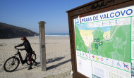 Arteixo saca a licitación por 350.000 euros la limpieza de las playas del municipio