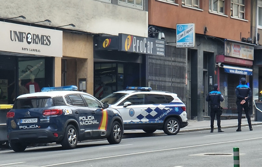 La Policía de A Coruña vuelve a intervenir en el edificio okupado de la ronda de Nelle