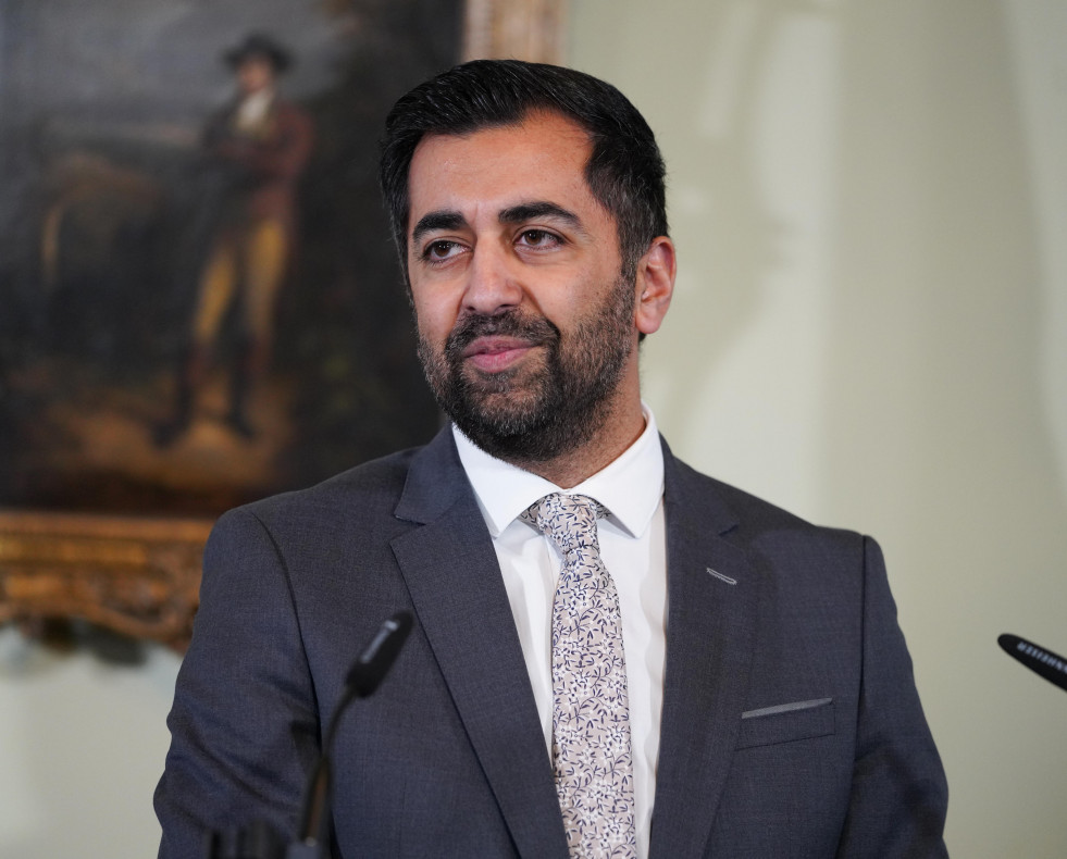 Edinburgh (United Kingdom), 29/04/2024.- A handout photo provided by the Scottish Government of Scotland's First Minister Humza Yousaf at a press conference at Bute House, Edinburgh, Scotland, Britain