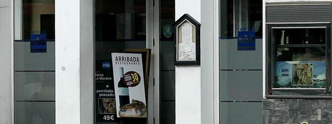 El Puerto saca a concurso la gestión de la cafetería Arribada de la plaza de Ourense