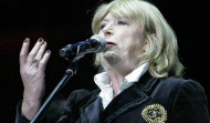 Marianne Faithfull revela que su exnovio mató a Jim Morrison por accidente