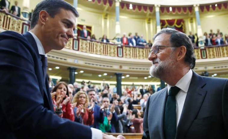 Rajoy señala a Sánchez, 