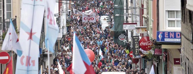 Una huelga masiva, unitaria y sin ningún incidente paraliza la comarca de Ferrolterra