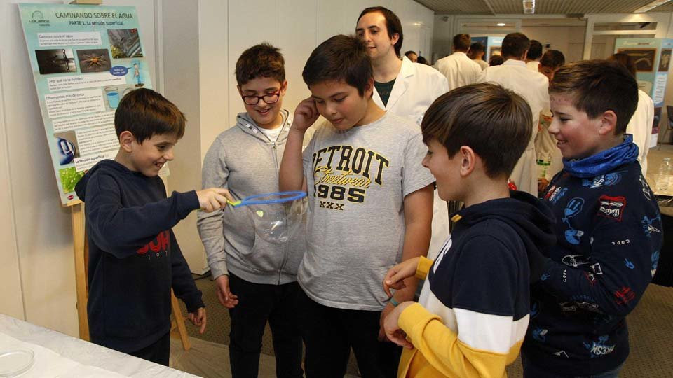 Diversión y aprendizaje no están reñidos en  la nueva edición de la feria UDCiencia