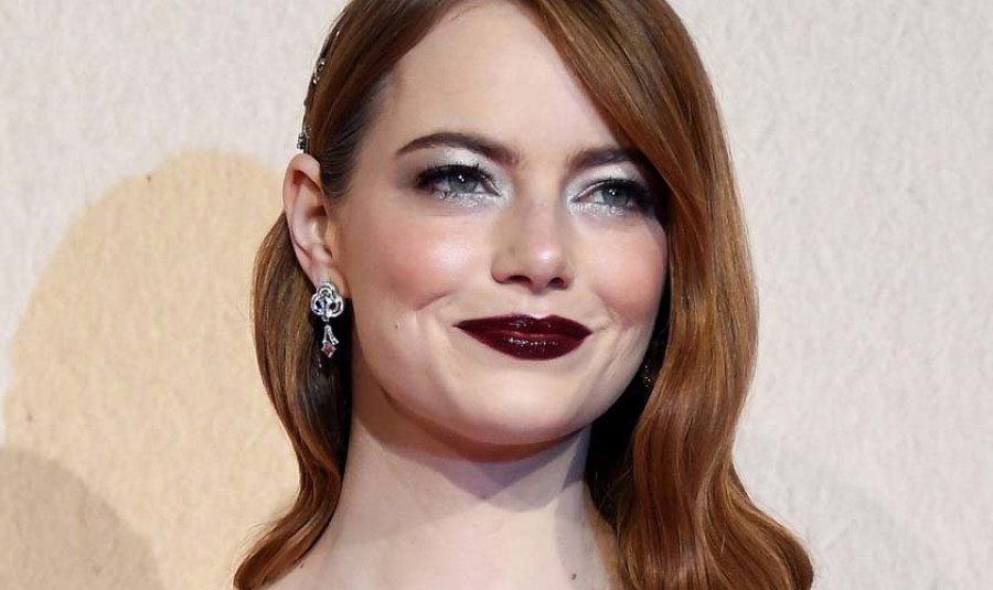 Emma Stone cumple 30 años 
con todo Hollywood a sus pies