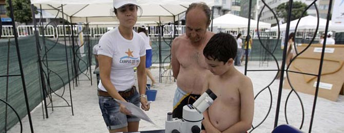 La playa de Sada recibirá al Campus do Mar durante las fiestas de agosto