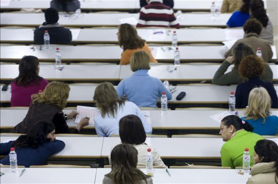 El Gobierno lanza becas de hasta 7.000 euros para opositores de la Administración General