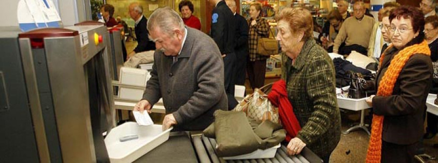 Cinco empresas optan a gestionar el servicio de seguridad del aeropuerto