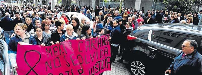 El detenido por el crimen de Ferrol admite que cogió  un cuchillo en el bar