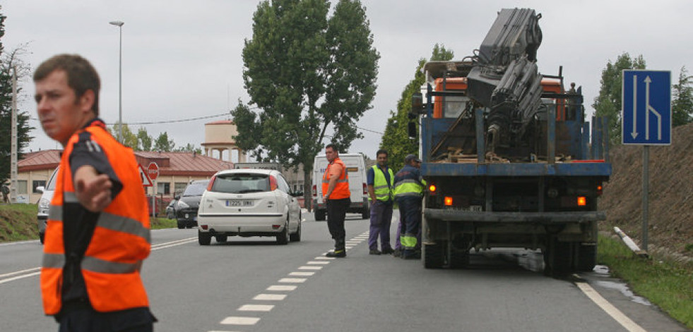 El Gobierno aprueba el proyecto para convertir en rotonda el cruce de la N-VI en Guísamo