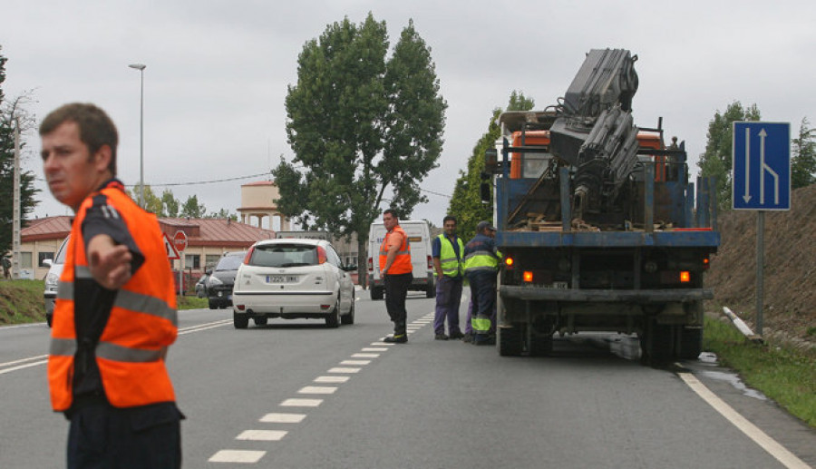 El Gobierno aprueba el proyecto para convertir en rotonda el cruce de la N-VI en Guísamo