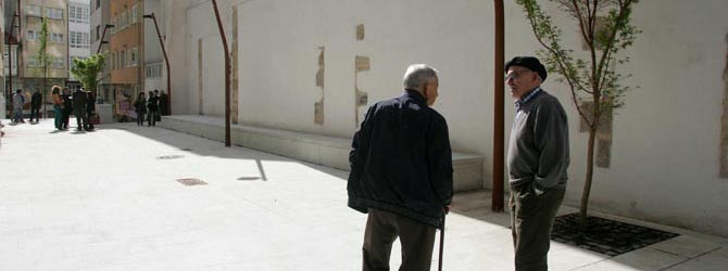 El antiguo callejón de Atocha Baja da paso a una nueva calle peatonal