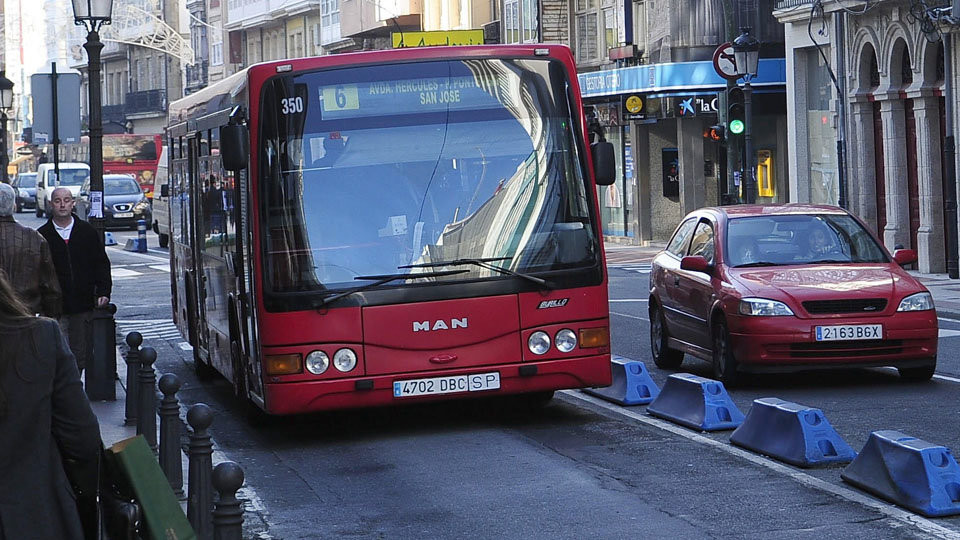 Los partidos de la oposición coinciden en la necesidad 
del regreso del carril bus