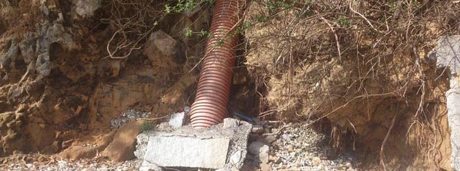 SADA-Vecinos de Veigue alertan del estado en el que se encuentra la playa de Cirro