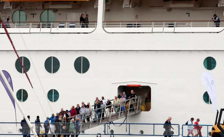 Vivir tres años en un crucero, nueva propuesta de un sector en alza