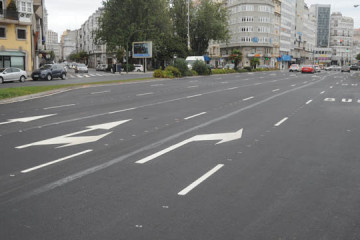 El Ayuntamiento aumenta a cinco los carriles de Linares Rivas a la altura de la plaza de Ourense