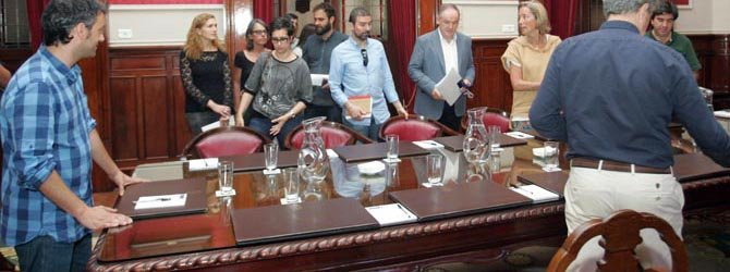 La Marea se echa encima a la oposición con su propuesta de reparto de poderes