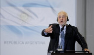 El nobel de Economía Joseph Stiglitz pide prohibir las criptomonedas