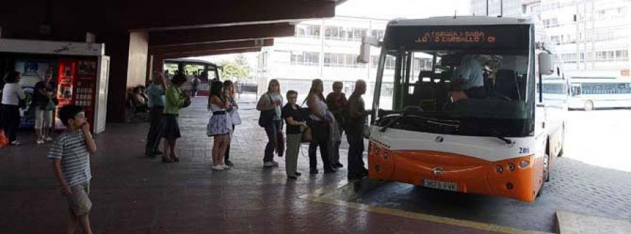 Los usuarios piden para la intermodal mejor información y que se puedan consultar los horarios por móvil