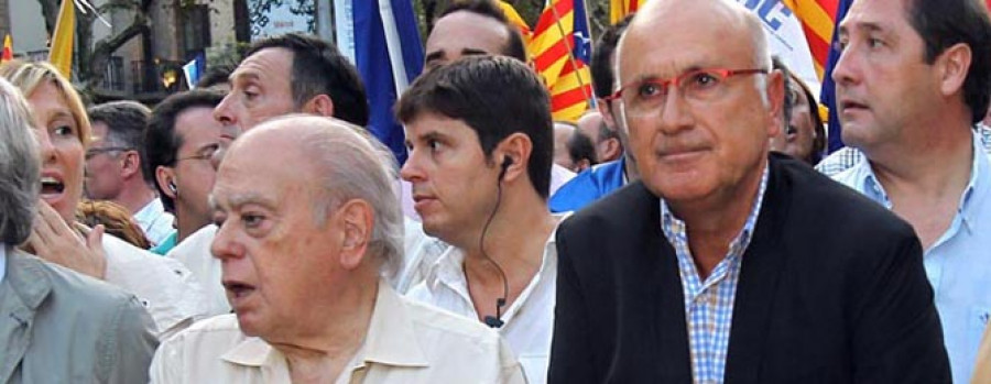 Duran Lleida enfría el ímpetu soberanista catalán y CiU se centra ahora en el pacto fiscal