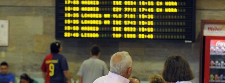 Alvedro baja un 2% en octubre, la caída más pequeña de Galicia