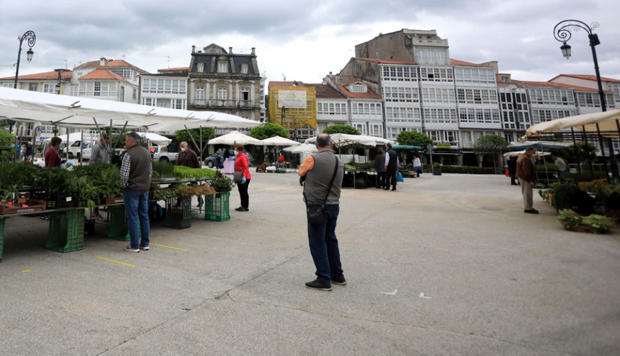 Betanzos da el pistoletazo de salida a la reapertura en el área de los mercados tradicionales