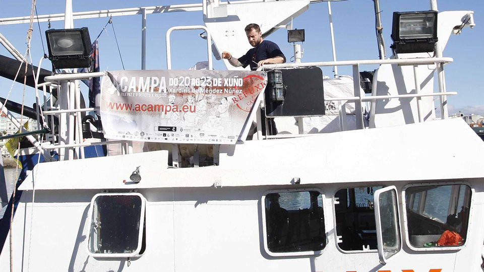 El “Aita Mari” atraca en la ciudad para denunciar la pasividad de Europa ante las migraciones