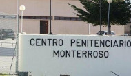 Heridos cinco funcionarios de prisiones en una pelea multitudinaria en el penal de Monterroso