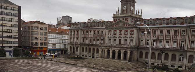 Un concurso y aportaciones ciudadanas decidirán el futuro de la plaza de Armas