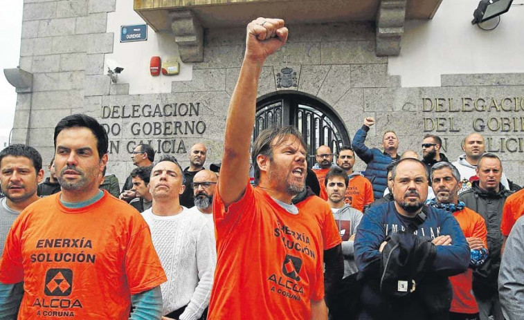 La Audiencia Nacional propone juzgar a ocho personas por irregularidades en la venta de Alcoa A Coruña