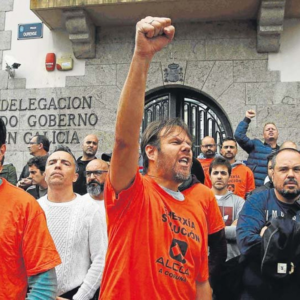 La Audiencia Nacional propone juzgar a ocho personas por irregularidades en la venta de Alcoa A Coruña