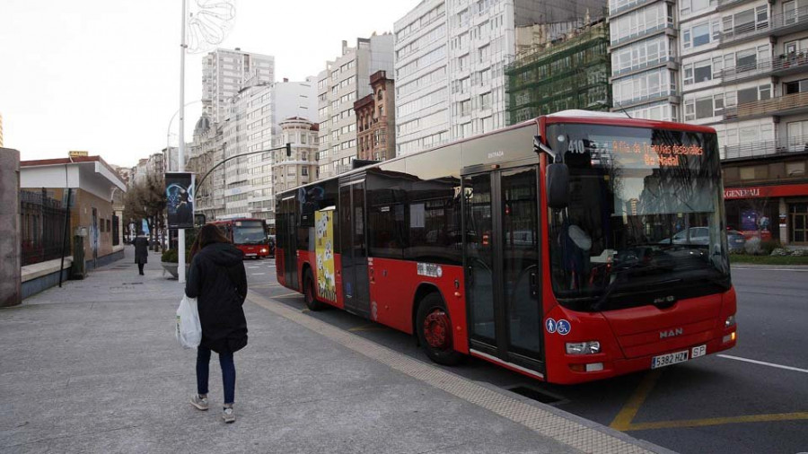 Los autobuses urbanos recorren al año una distancia equivalente a dar 125 vueltas a la Tierra