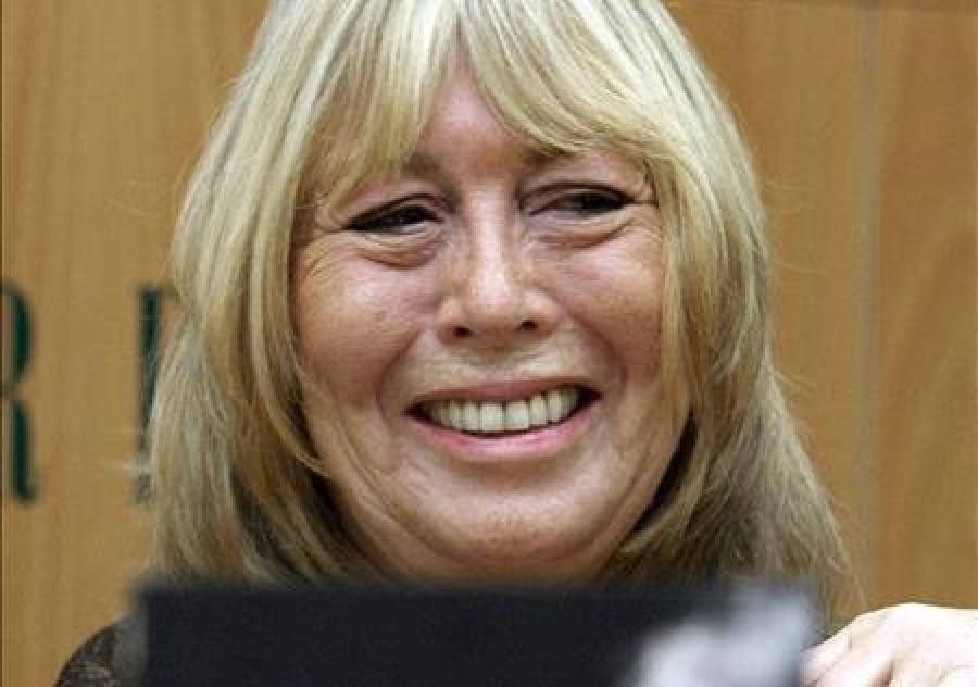 Muere A Los 75 Años La Primera Mujer De John Lennon Cynthia Powell 