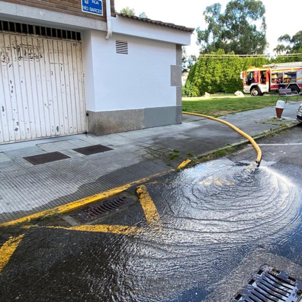 Corte de agua en Culleredo por la rotura de una tubería