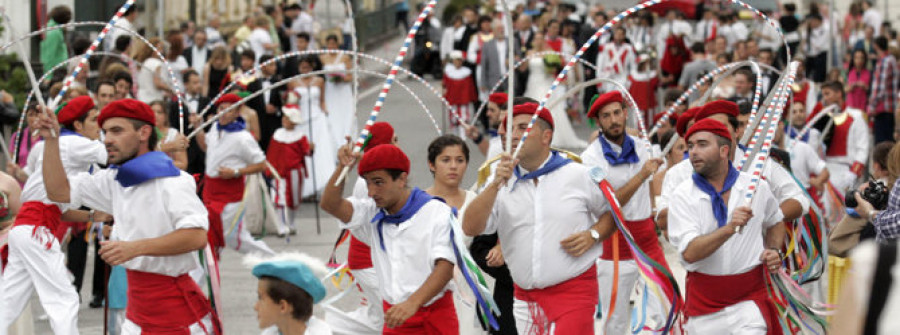 BETANZOS - Cuarenta y cinco años de la gesta de las danzas gremiales