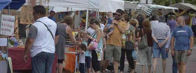 Sada clausura las Fiestas del Carmen con cientos de personas en la calle