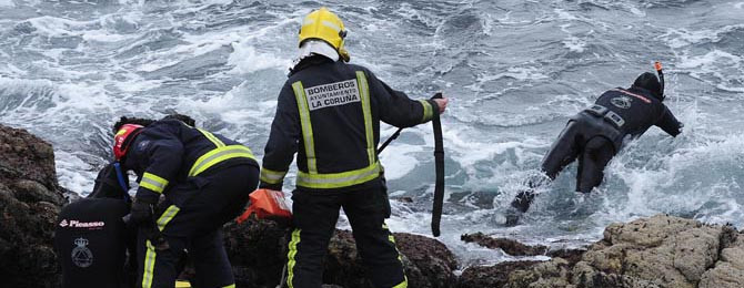 La unidad de rescates marítimos contará con seis bomberos y será la base de la ordenanza de playas