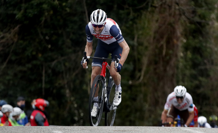 Mollema, primer líder tras vencer en Gourdon