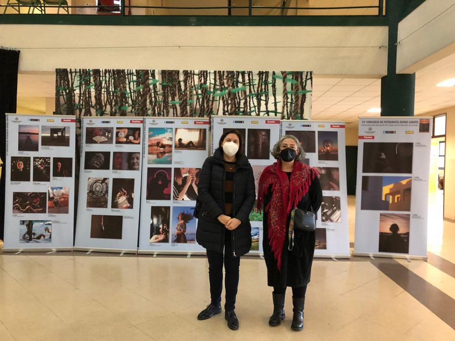 El IES Afonso X O Sabio acoge una exposición fotográfica en A Barcala