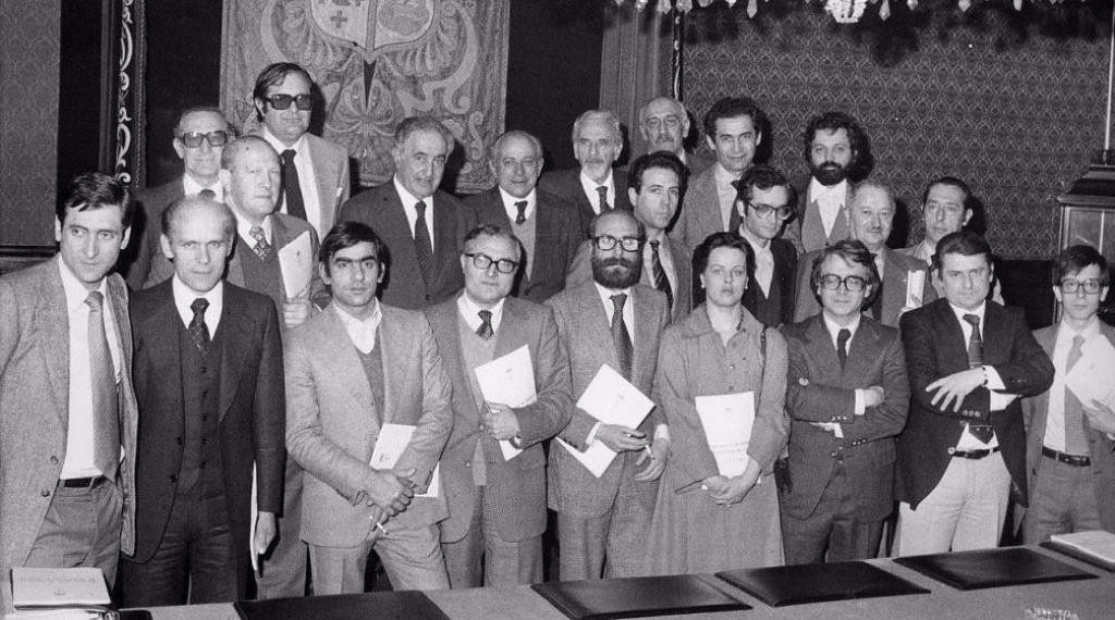 El Estatuto De Autonomía De Galicia Cumple 40 Años Con Una Reforma Aún ...