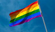 Una pareja de Florida tendrá que pagar una multa por exhibir una bandera del Orgullo en su casa