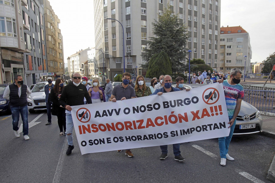 Los vecinos del entorno de Alvedro piden la insonorización de las viviendas