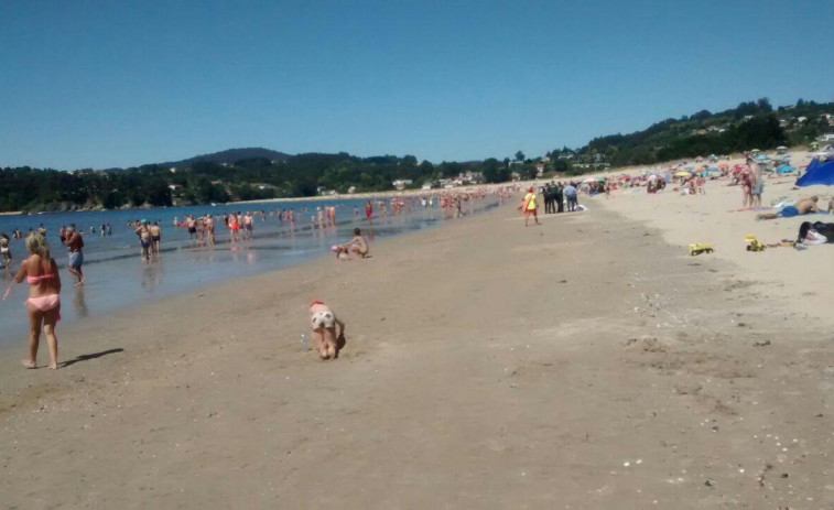 Una pasarela facilitará el acceso de personas con movilidad reducida a la playa Grande