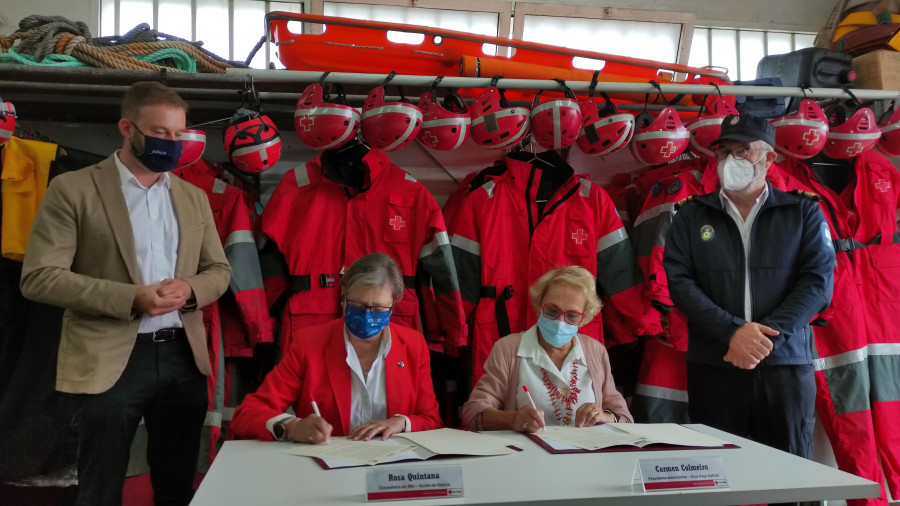 Cruz Roja y la Consellería do Mar renuevan su convenio en materia de salvamento