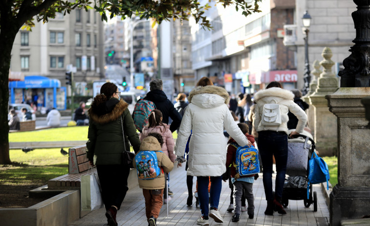 Educación y comunidades autónomas estudiarán el día 25 la vuelta al colegio