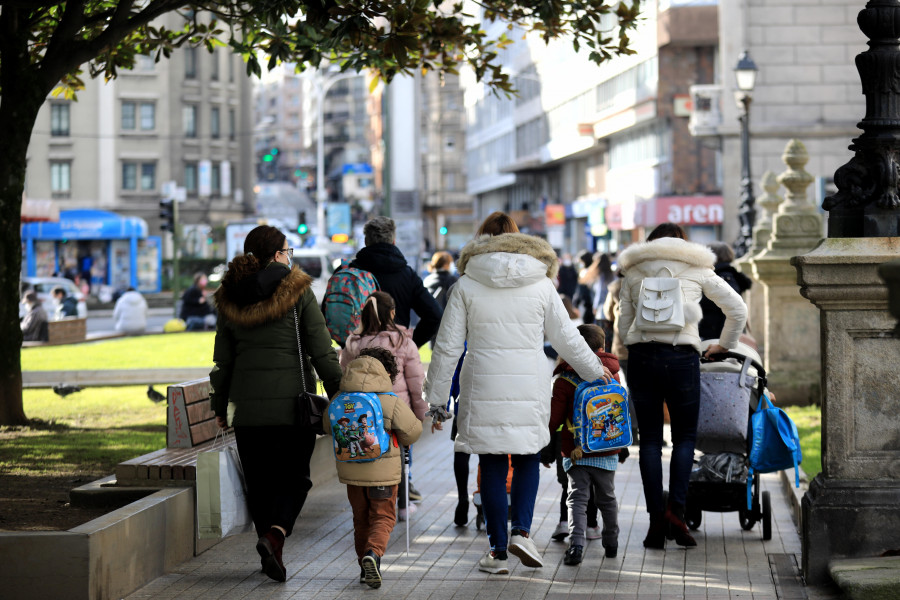 Educación y comunidades autónomas estudiarán el día 25 la vuelta al colegio