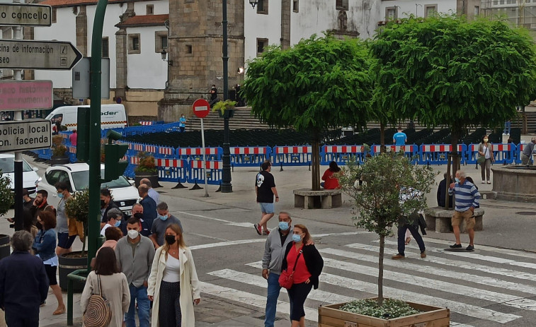 Ambiente y pasión en Betanzos en un nuevo San Roque sin ver volar el Globo